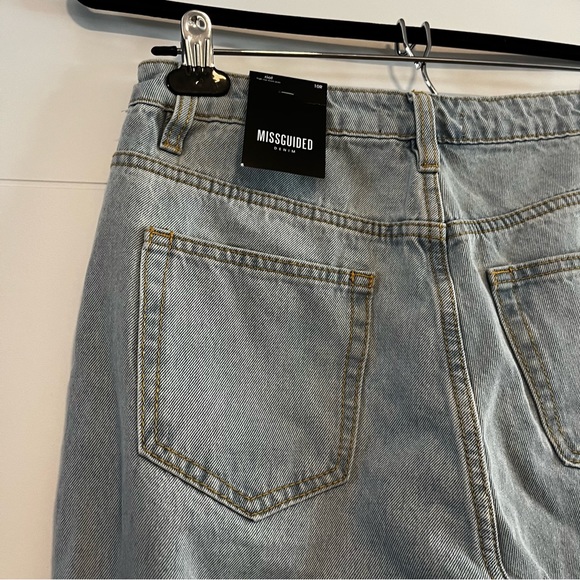 Missguided | NWT Riot High Rise Mom Jeans - Picture 7 of 13